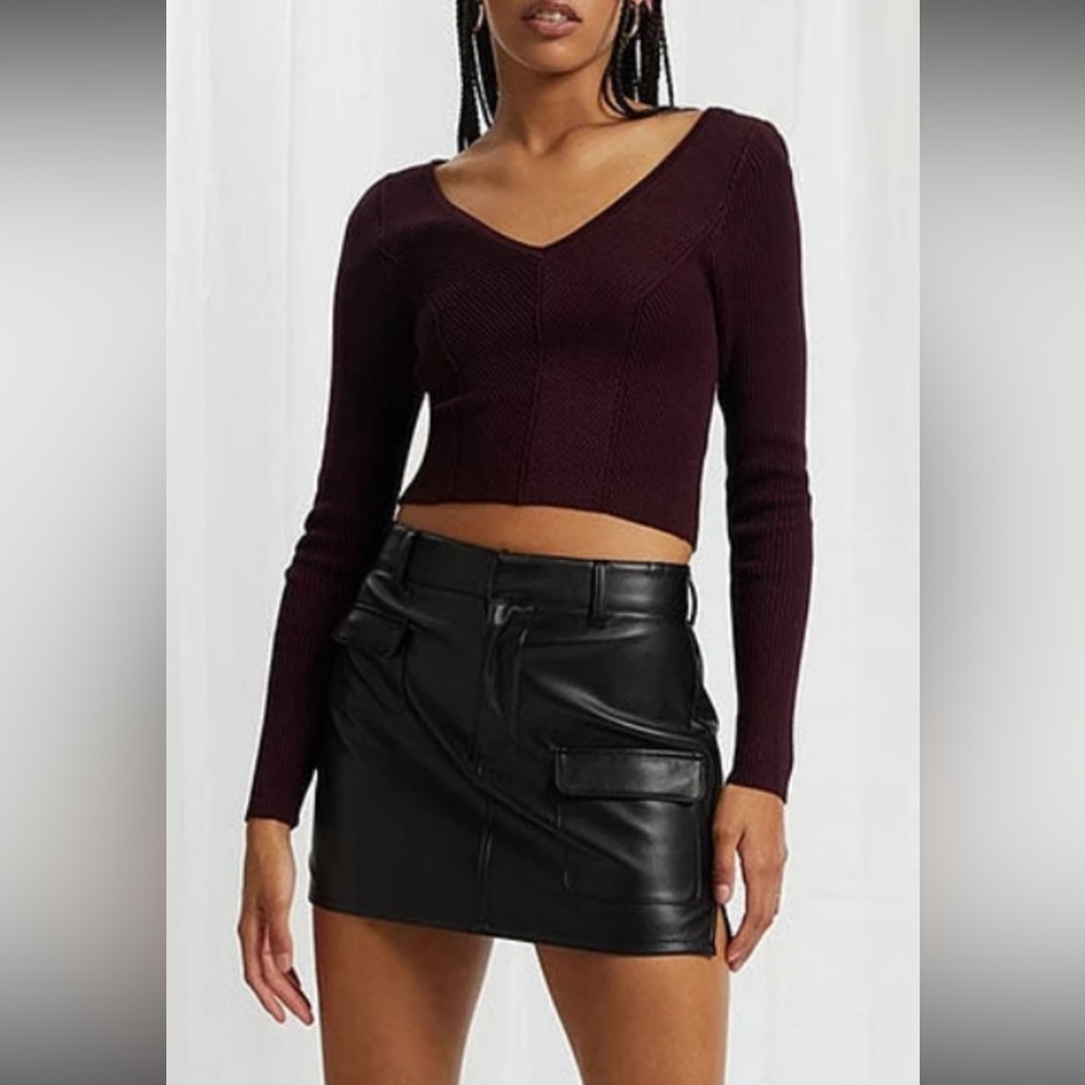 Beverly and Beck Eco Katrina V-Neck Sweater, XS, nwt, maroon